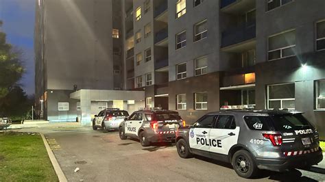 Woman in 50s seriously hurt after stabbing in Scarborough; man in custody